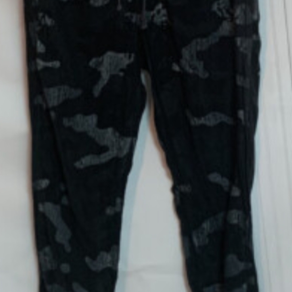 Hard Tail Black Camouflage Joggers